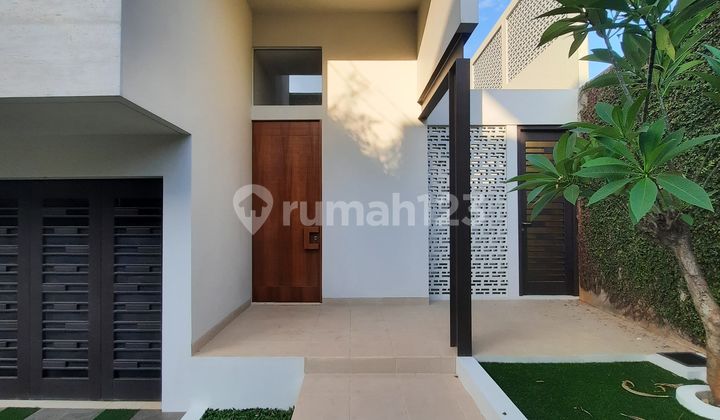 For Sale Ampera Brand New in Strategic Townhouse For Sale Ampera Brand New in Strategic Townhouse