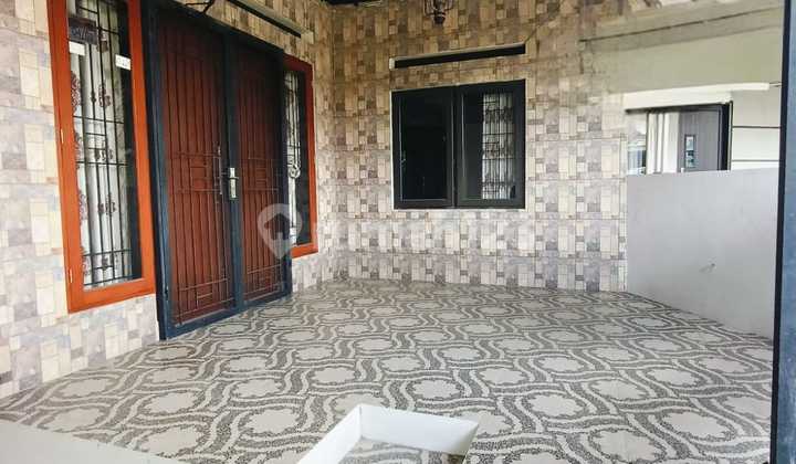 Nice Comfortable Strategic House in Cimanggis