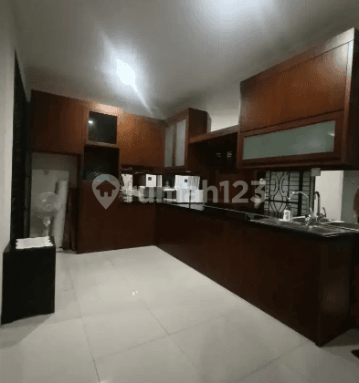 Rumah Minimalis Semi Furnish Di Discovery Bintaro Jaya Tangsel 2