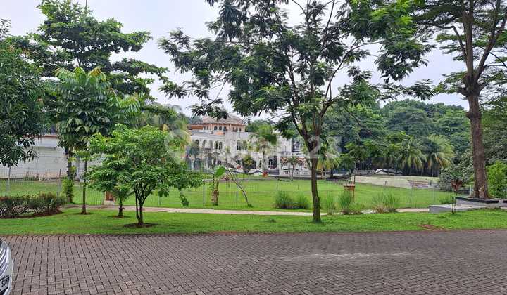 Beautiful Semi-Furnished House in De Latinos BSD City Tangerang 2