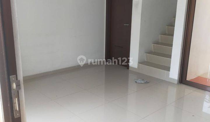 Rumah Millenial 2 Lantai Murah Di Graha Raya 2