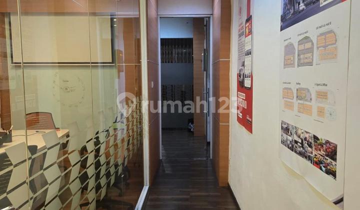 4-Storey Office Shophouse in Blok M, South Jakarta 4-Storey Office Shophouse in Blok M, South Jakarta