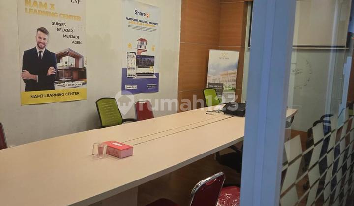 4-Storey Office Shophouse in Blok M, South Jakarta 4-Storey Office Shophouse in Blok M, South Jakarta