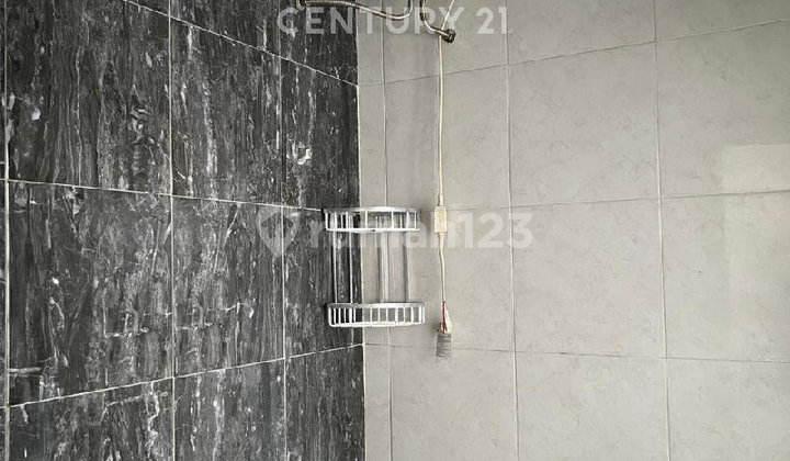 Dijual Rumah Kos 3 Lantai di Kalicari Semarang 2