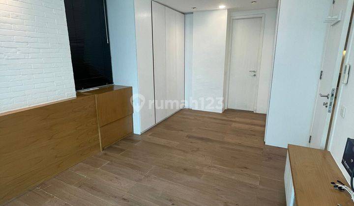 Disewakan Apartemen Mewah di St .moritz 9
