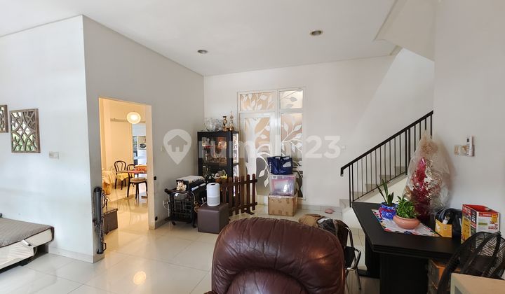 Rumah Puri Mansion, Jarang Ada, Lokasi Nyaman 2