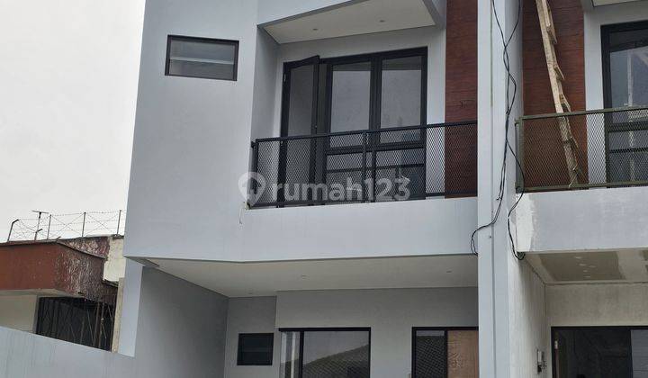 Rumah Baru Konsep Modern Minimalis Cinere Depok 1