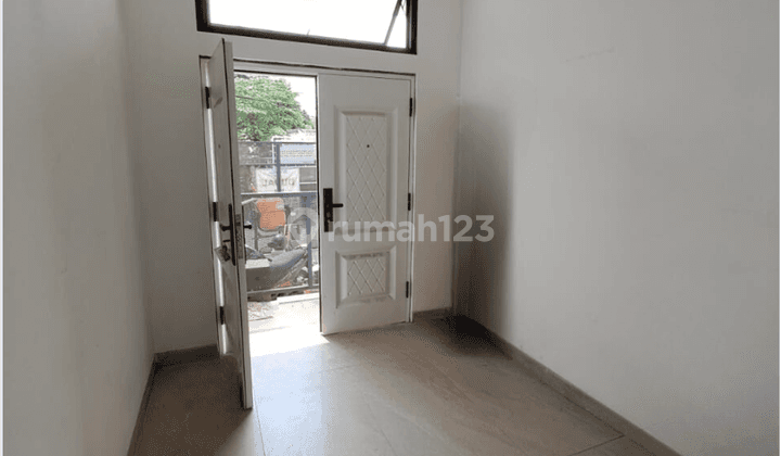 Rumah Mewah 4 Lantai Di Meruya Utara Jakarta Barat 2