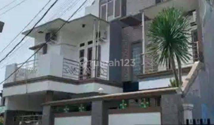 Rumah 3 Lantai Rapi Siap Huni Pos Pengumben 1