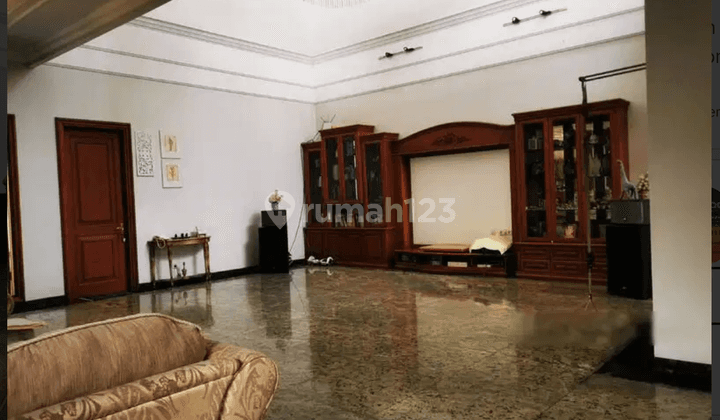 Dijual Rumah Minimalis Intercon Jakarta Barat 2