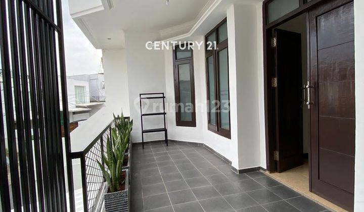 Disewakan Rumah Cozy Modern Minimalis Di Senopati   1