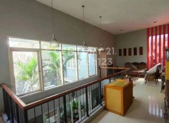 Dijual Rumah Bergaya Kontemporer Minimalis Di Taman Aries 2