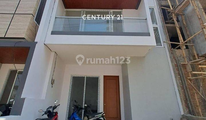 Pasti Suka Rumah Brand New Taman Surya Cakep Banget 1