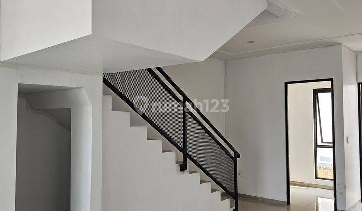 Rumah Baru Modern Minimalis Cinere Depok 2