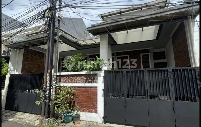 Rumah Taman Meruya Ilir Siap Huni, Jakarta Barat Rumah Taman Meruya Ilir Siap Huni, Jakarta Barat