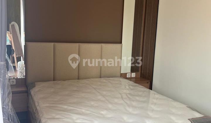 Pondok Indah Fully Furnished House, Ready to Occupy and in Good Condition 2