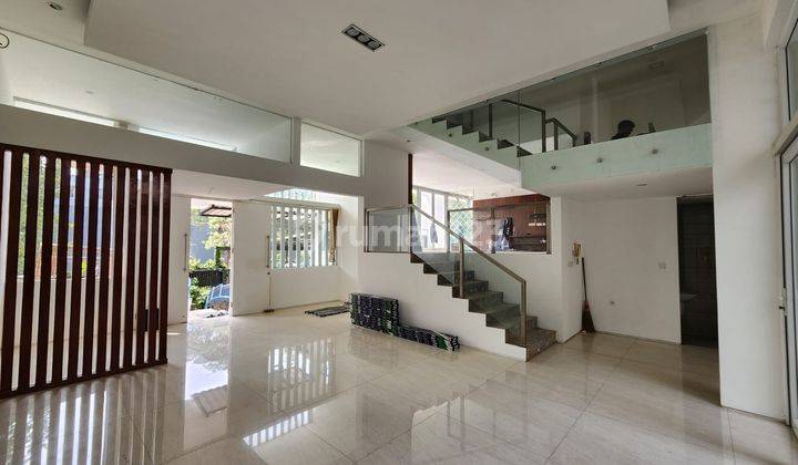 Rumah Modern Minimalis Jarang Ada Citra 6 Heliconia 1