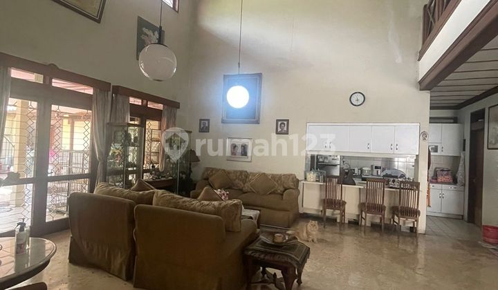 Rumah di Jalan Utama Pondok Indah, Harga Sedikit di Atas NJOP