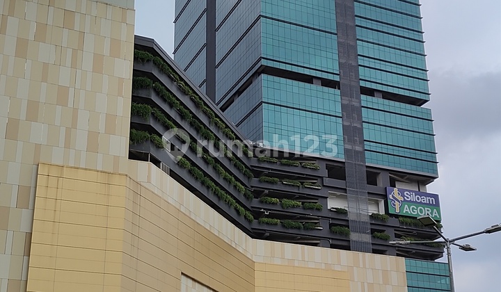 Apartemen Private lift, harga masih terjangkau. Lokasi strategis. 3