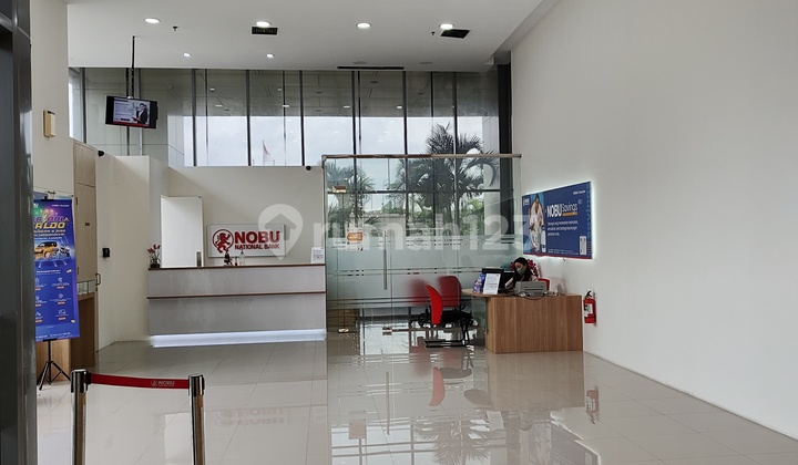 Lippo Tower Holland Village, Office strategis di Jakpus. 3
