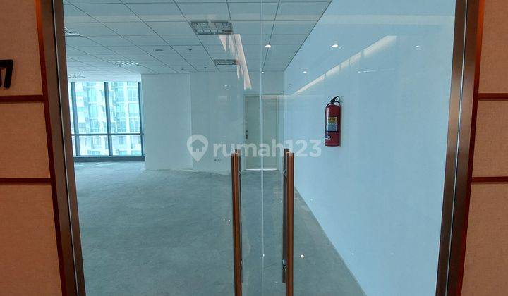 Premium Office Tower Holland Village Jakarta, Lokasi Strategis 8