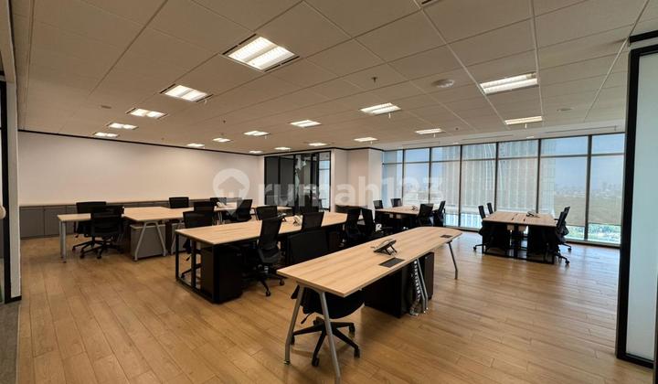 Sewa Kantor Eksklusif 275 m2 Full Furnish di JB Tower Kb. Sirih Sewa Kantor Eksklusif 275 m2 Full Furnish di JB Tower Kb. Sirih