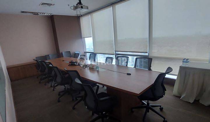 Kantor Neo Soho Capital 321 M2 Jakbar Siap Huni, Posisi Hook, Hrg Nego 6