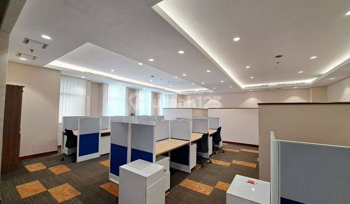 Sewa Kantor Full Furnish Siap Huni 343 M2 di Menara Bidakara, Hrg Nego 1