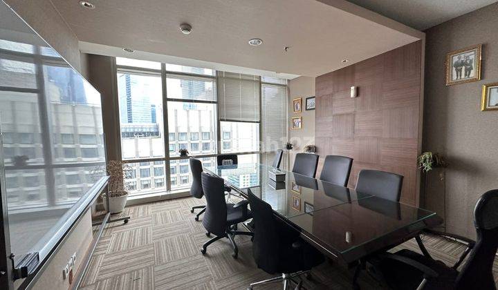 Sewa Kantor 225 M2 Furnished di The Plaza Office Tower, Hrg Nego 2