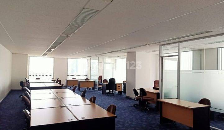 Sewa Murah Kantor 251 M2 Furnished di Menara Thamrin, Hrg Nego 2