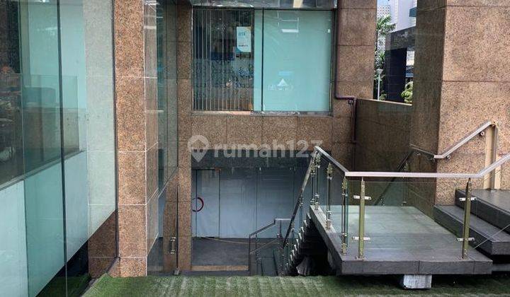Sewa Retail 140 M2 di Mayapada Tower Sudirman, Murah, Strategis 1