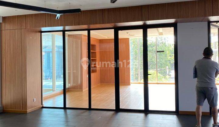 Sewa Kantor 270 M2 Sdh Partisi di Jagat Building Tomang, Nego 2