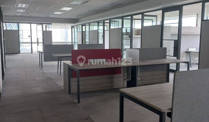 Sewa Kantor Eksklusif 395 M2 Semi Furnish di Pacific Centurytower Scbd 1