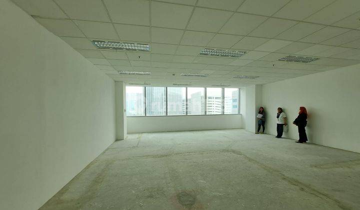 Sewa Kantor 107 M2 di Menara Palma Kuningan Kondisi Bare, Nego 1