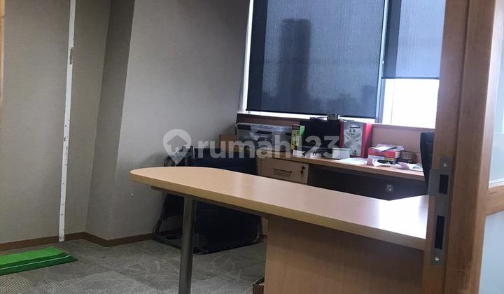 Office for Rent 290 M2 Fully Furnished at UOB Plaza Thamrin, Price Negotiable Office for Rent 290 M2 Fully Furnished at UOB Plaza Thamrin, Price Negotiable