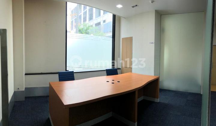 Rent 344 M2 Space for Bank, Office, Retail in Palma One Kuningan
