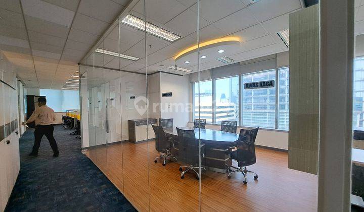 For Rent Kantor Full Furnish 416 M2 di Menara Palma Kuningan, Nego 2