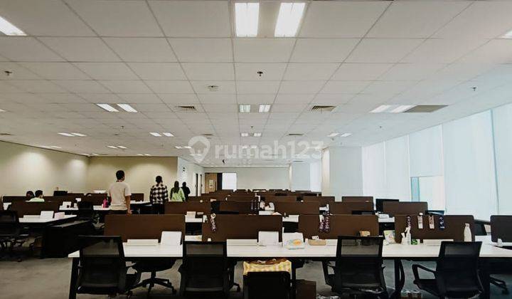 Sewa over Sewa Kantor Siap Huni 1056 M2 di Capital Place Gatot Subroto 2