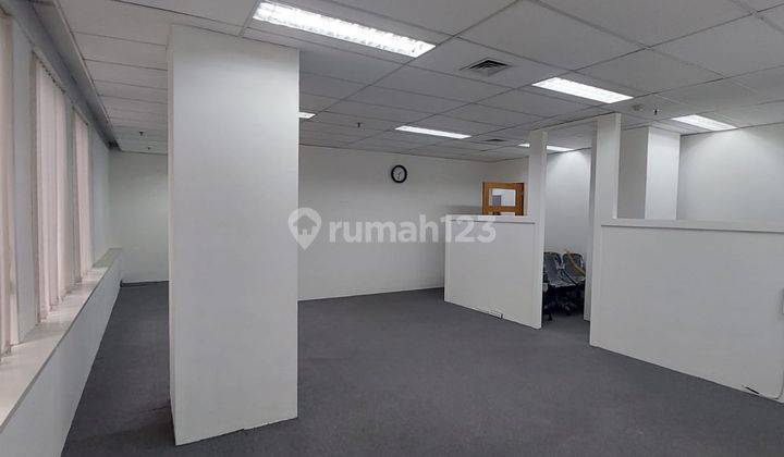 Sewa Kantor Semi Furnish di Mandiri Inhealth Tower166 M2 Hrg Tjangkau 1