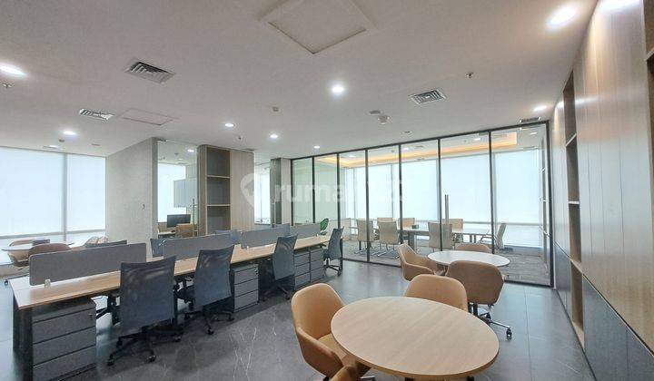 Sewa Kantor 142 M2 Soho Capital Central Park Full Furnish Baru 1