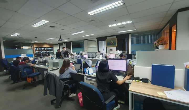 Office for Rent Fully Furnished 307 m2 at Gandaria 8 Office Tower Office for Rent Fully Furnished 307 m2 at Gandaria 8 Office Tower