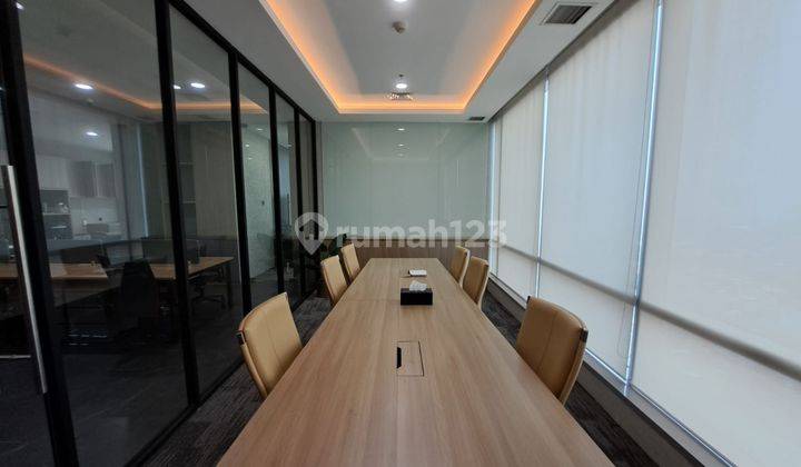 Sewa Kantor 142 M2 Soho Capital Central Park Full Furnish Baru 2