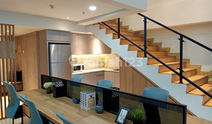 Ready-to-Occupy 99 m2 Office for Rent in SOHO Pancoran Fully Furnished, Price Negotiable. Ready-to-Occupy 99 m2 Office for Rent in SOHO Pancoran Fully Furnished, Price Negotiable.