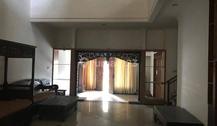 Rumah 2 Lantai Bagus Semi Furnished SHM di Tasbih 2 2