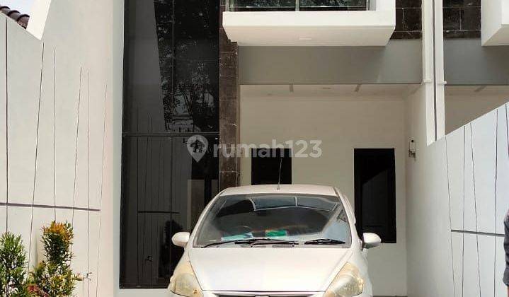 Dijual Rumah Mewah pinggir Jalan Raya di jalan Cipinang Baru Raya Jakarta Timur 2