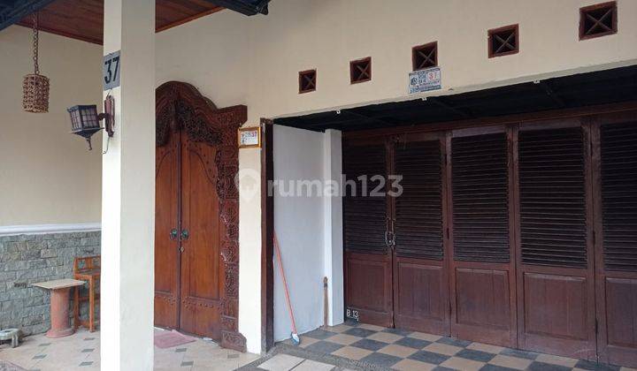 Di jual rumah 2 lantai siap huni di kalisari jakarta-timur  3