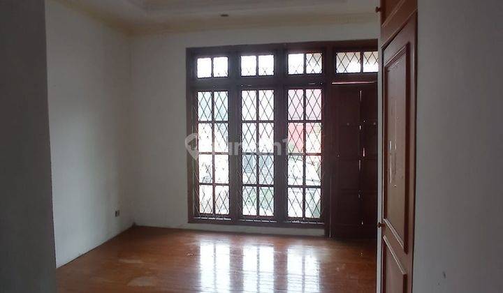 Di jual rumah 2 lantai siap huni di kalisari jakarta-timur  16