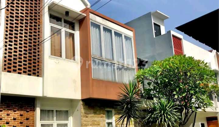 For Sale: House Within a Cluster in Kalisari, East Jakarta
