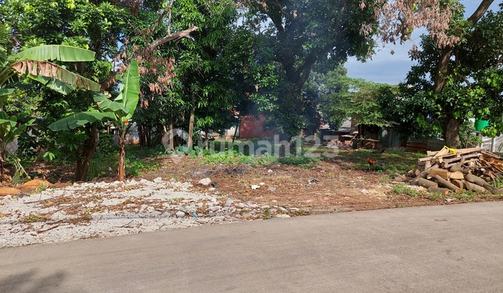 Tanah Pinggir Jalan Diciangsana Dekat Ke Kota Wisata Cibubur