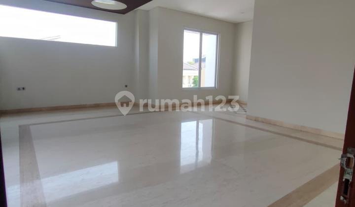 Rumah Katamaran Indah, Lokasi Strategis Akses Toll dan Banyak Sekolahan. Dekat dengan Rumah Sakit.rumah Ada ******** Rumah 358M². Bangunan 800M². Harga 16 Milyar Nego Sampai Jadi